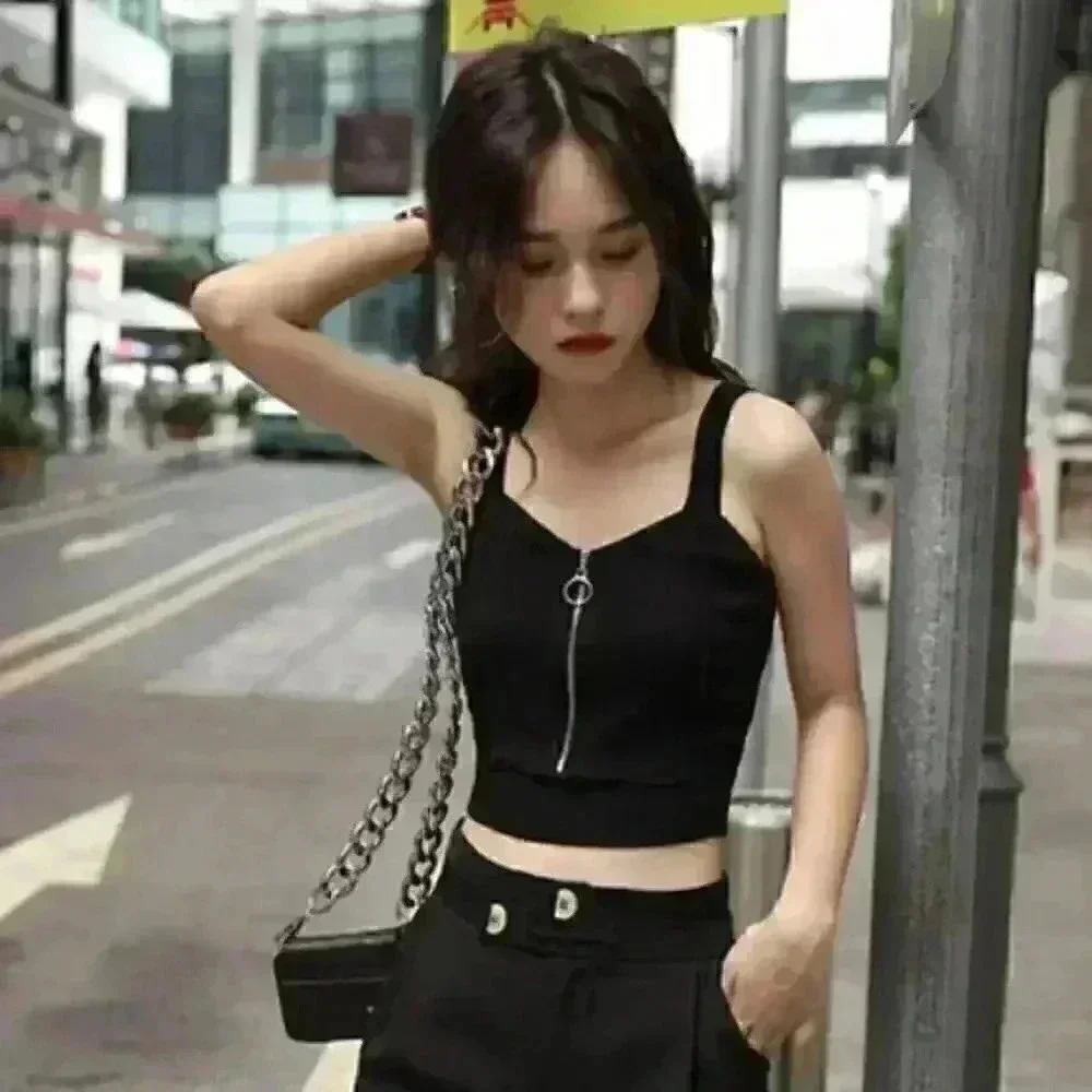 WOMENS BLACK CROP TOP